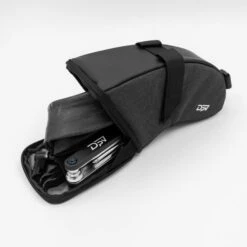 DPV Saddle Bag Essential 1.5L -Cycle Pack Shop dpv c352ss2214 01 320