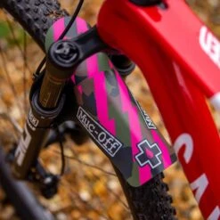 Muc-Off Front Ride Guard Green Camouflage Pink -Cycle Pack Shop mf 20291 003