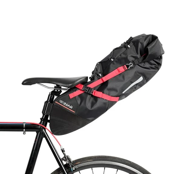 ZEFAL Zéfal Z Adventure R17 Waterproof Saddle Bag Black Red 3 ZEFAL Zéfal Z Adventure R17 Waterproof Saddle Bag Black Red - Image 3