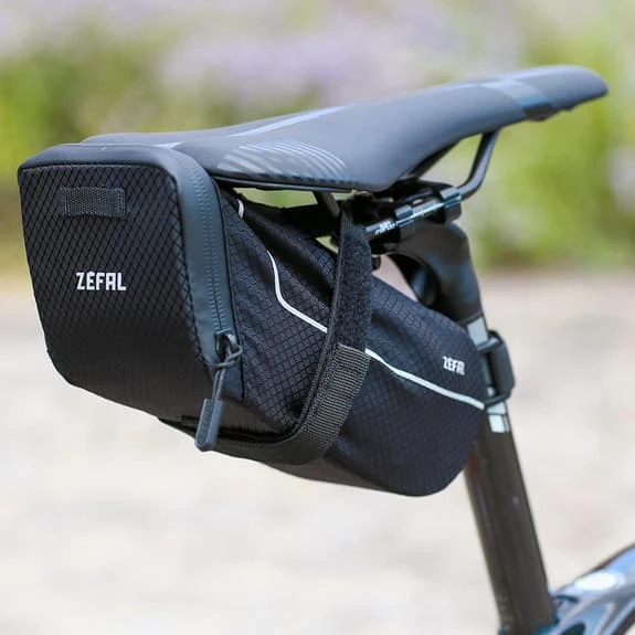 ZEFAL Zéfal Z Light Pack L Saddle Bag Black Red 5 ZEFAL Zéfal Z Light Pack L Saddle Bag Black Red - Image 5